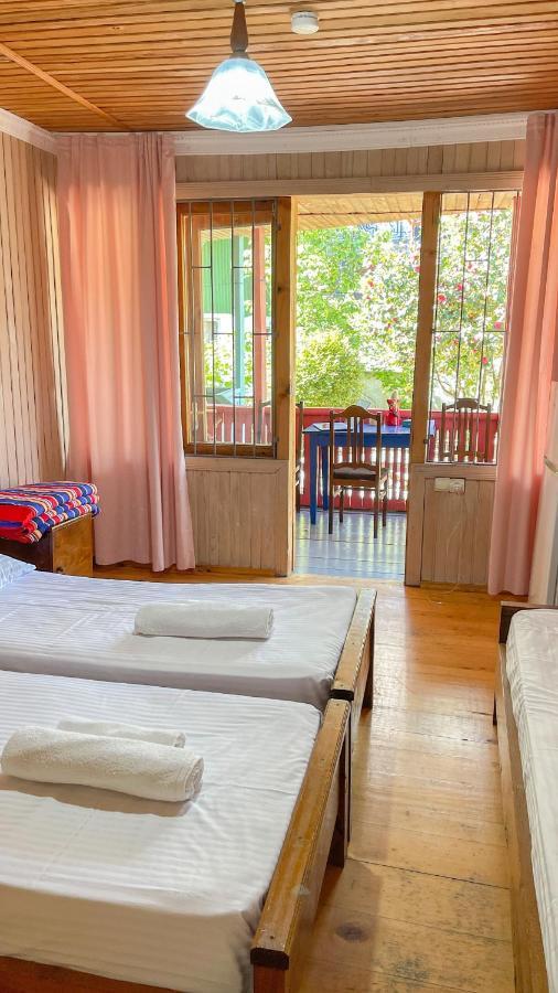 Cottage Коттеджи С Балконом Kobuleti Esterno foto